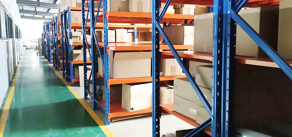 5000平米现货仓库